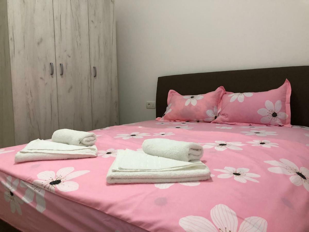 Jovan Lux Budva