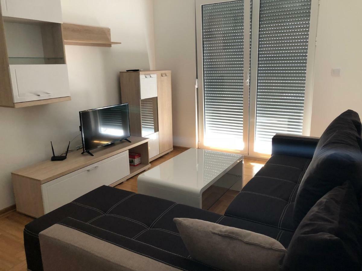 Jovan Lux Budva